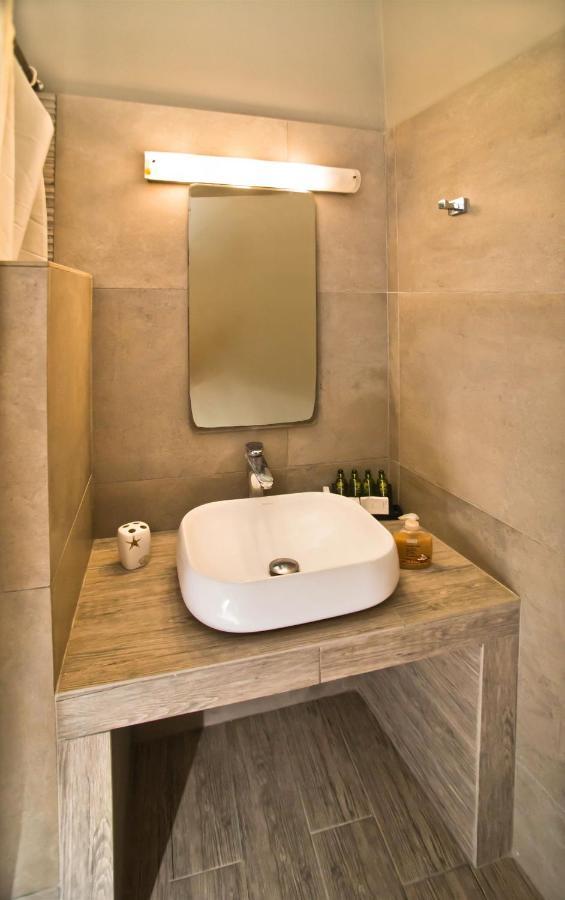 Paloma Luxury Studios Panormos  エクステリア 写真