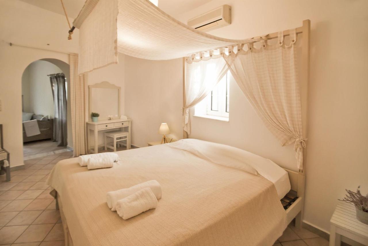 Paloma Luxury Studios Panormos  エクステリア 写真