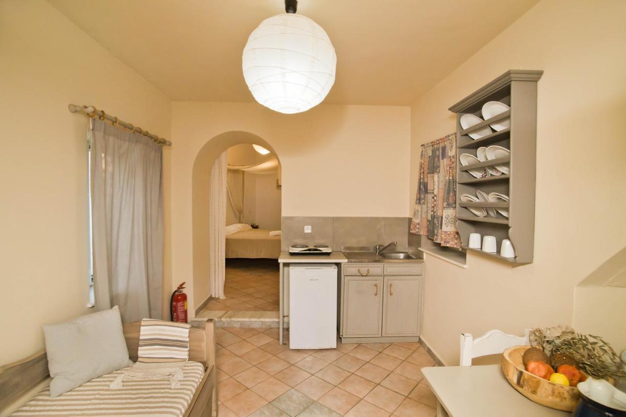 Paloma Luxury Studios Panormos  エクステリア 写真